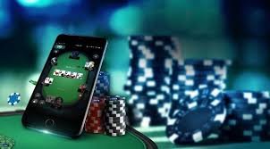 Filipino players browsing pd777 sports and casino platform on mobile devices